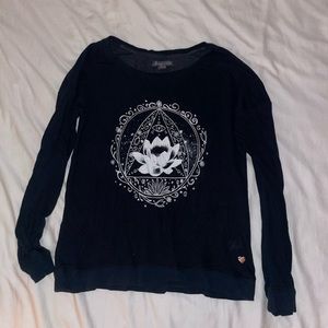 black sweater kendal and kylie